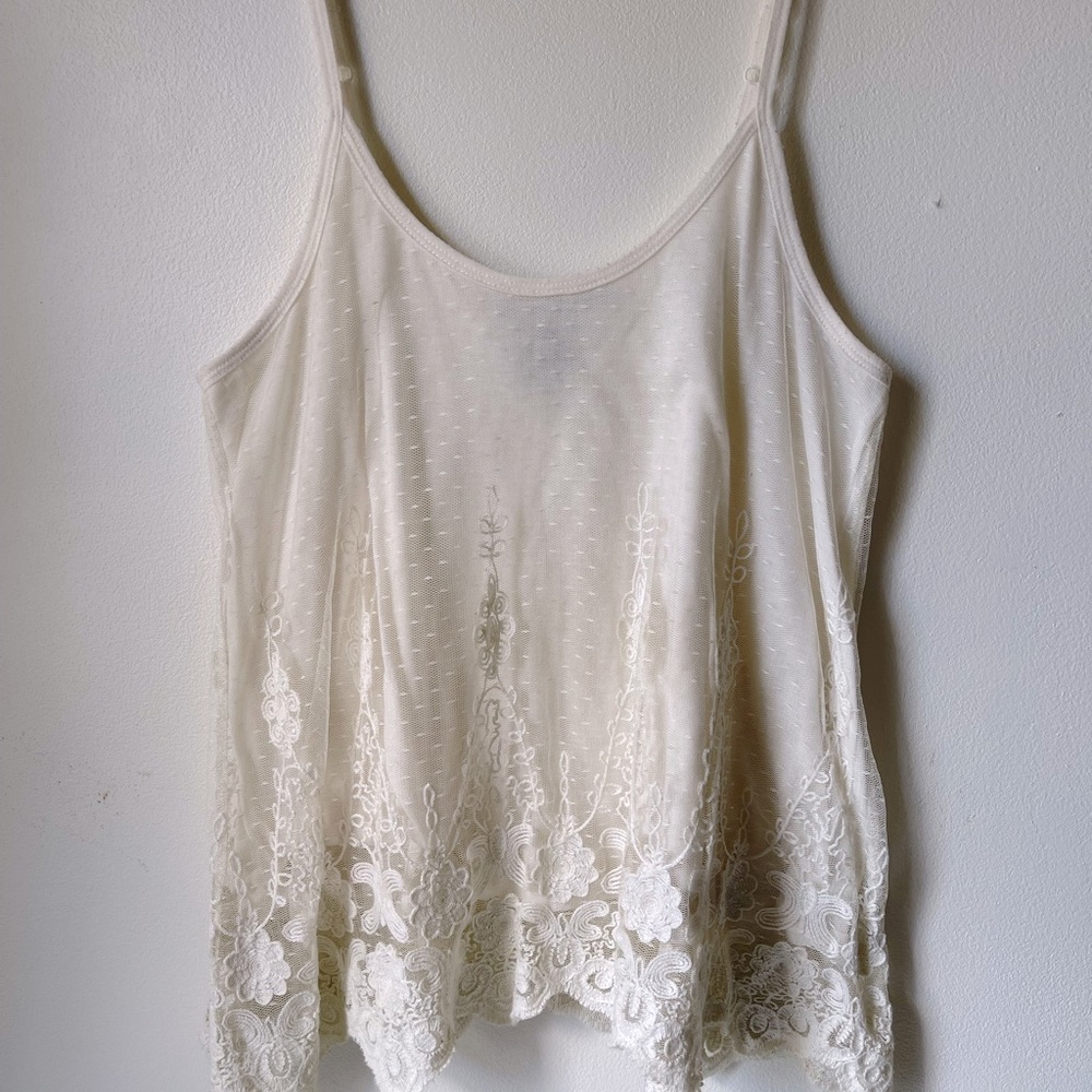 AMERICAN RAG - Adjustable Cream Lace tank blouse Lined -Large
